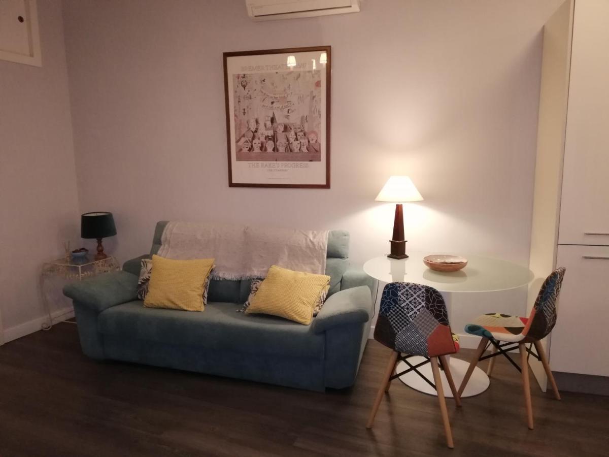 Apartamento En La Juderia De Sevilla ภายนอก รูปภาพ
